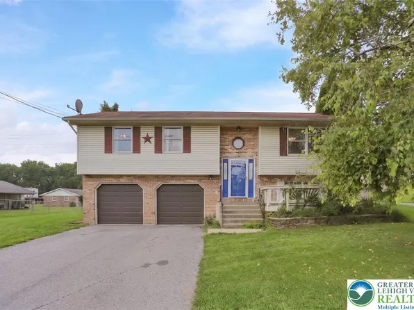 2435 Levans Rd, Coplay, PA 18037