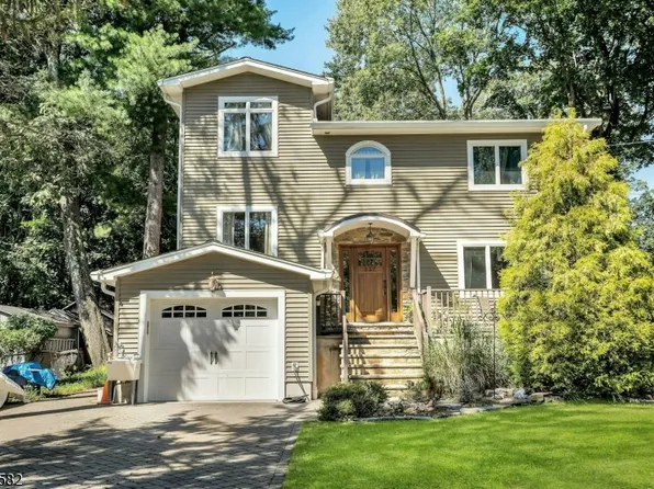 237 Cedar Ln, River Vale Twp., NJ 07675