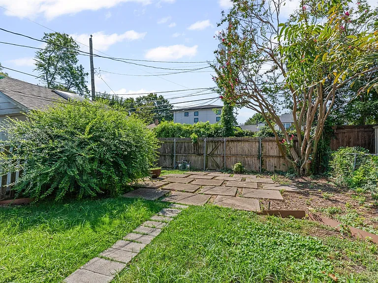 5834 Goodwin Ave — Photo 28