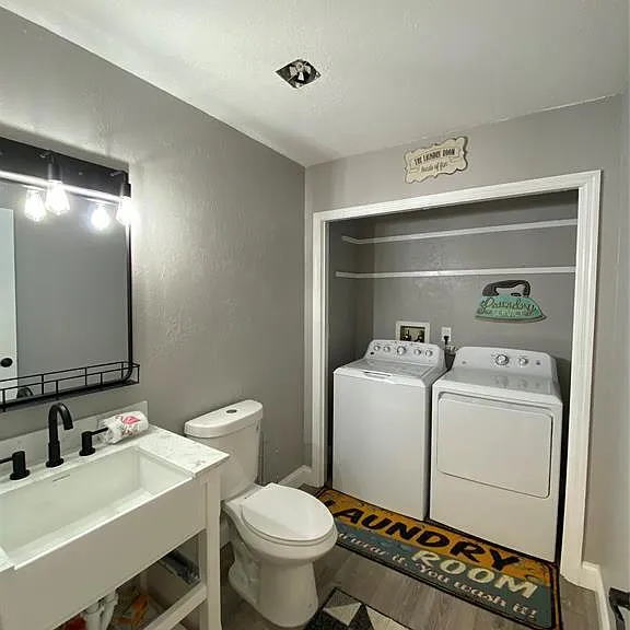 1031 Club House Blvd — Photo 31