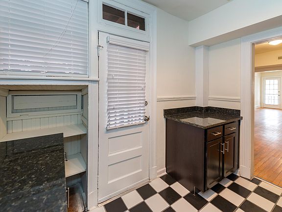 5th image of 3408 Park Ave APT 4