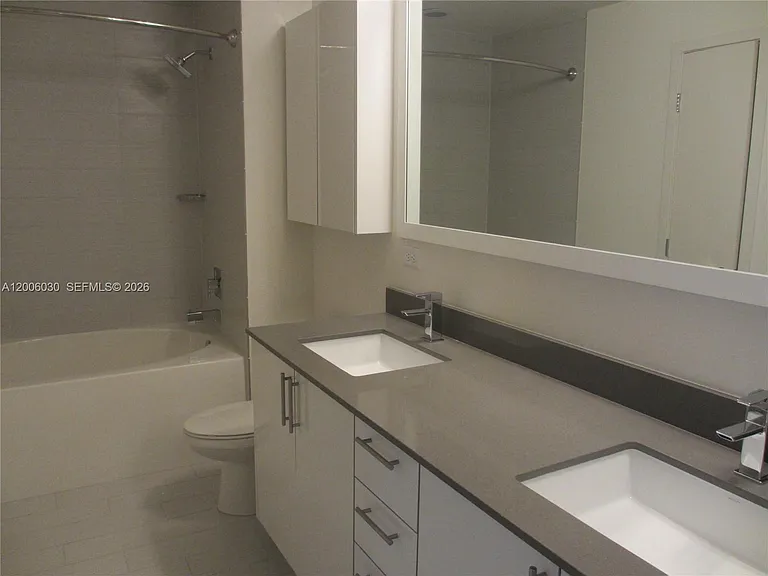 999 SW 1st Ave #3212 — Photo 5