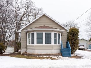 1728 Wilkinson Ave, Marquette, MI 49855