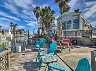 762 E Oyster Dr, Port Isabel, TX 78578