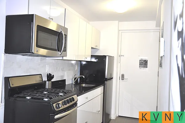 Rented by KVNY Soho | media 60