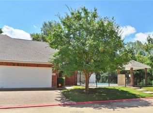 3532 Heritage (pvt) Ln, College Station, TX 77845