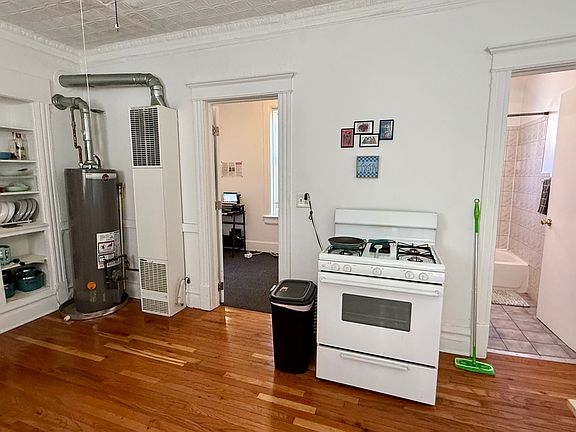4th image of 2353 S Whipple St APT 2