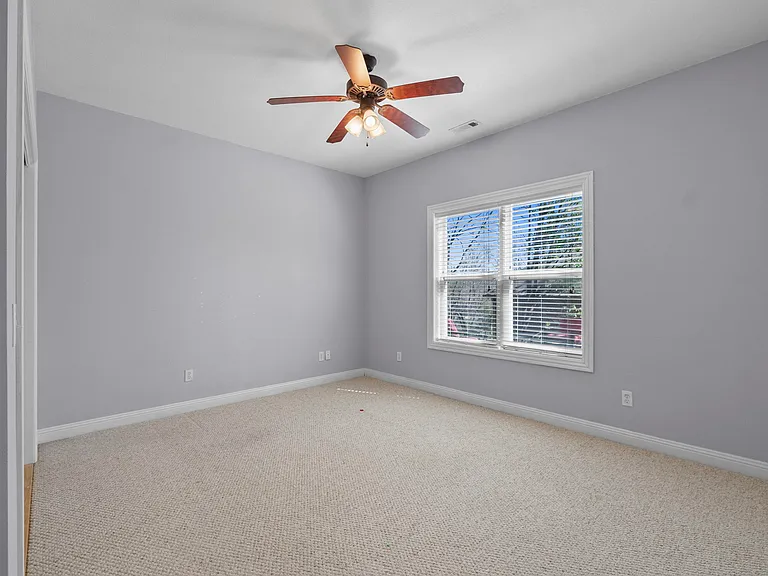 3902 NE Cadbury Ave — Photo 46