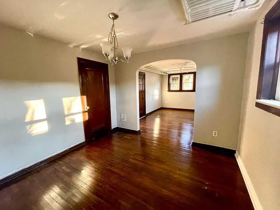 1st image of 157 N Rose Blvd APT 5