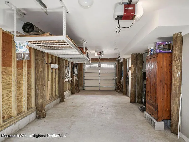 369 W 8th St #4 — Photo 25