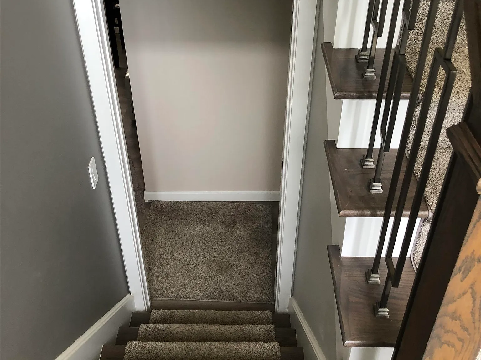 3 bed, 2.0 bath, 2200 sqft, $3,500 — Photo 4