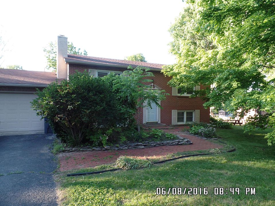 1st image of 166 Knoll Dr SW