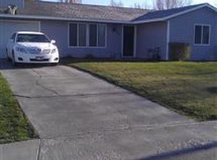 665 Wildrose Ln, Blackfoot, ID 83221