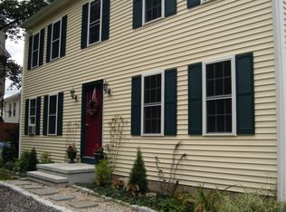 9 Dell Ave, Medford, MA 02155