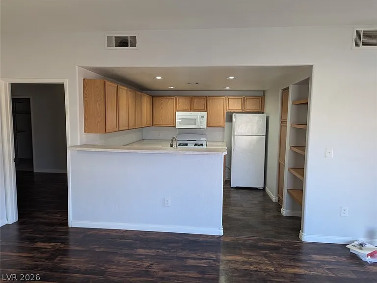 9580 W Reno Ave #281 — Photo 6