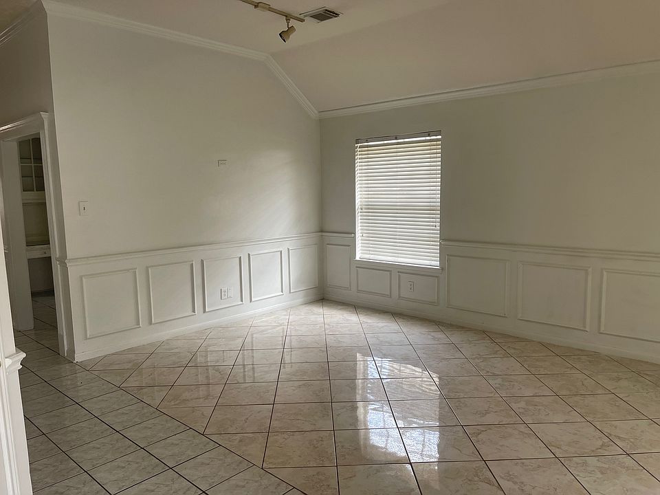 2nd image of 4802 Dove Springs Dr