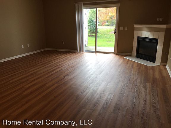 5th image of 1791 Grand Ct NE