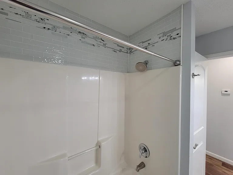 623 Highway T14 — Photo 18