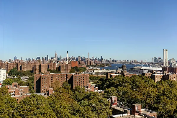 Rented by Red Apple Group | media 24