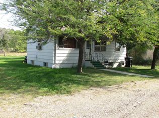 906 N 3rd St, Miles City, MT 59301