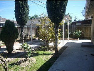 5th image of 3798 Dottielyn Ave