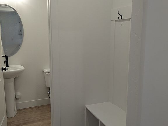 4th image of 1302 W 1290 N