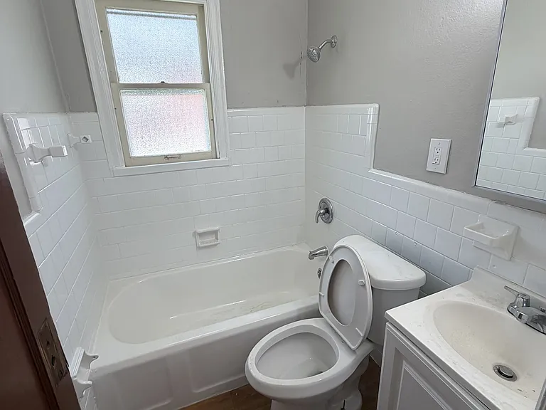 5324 Fletcher St — Photo 7