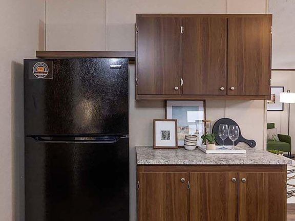 4th image of 4214 Mimosa St