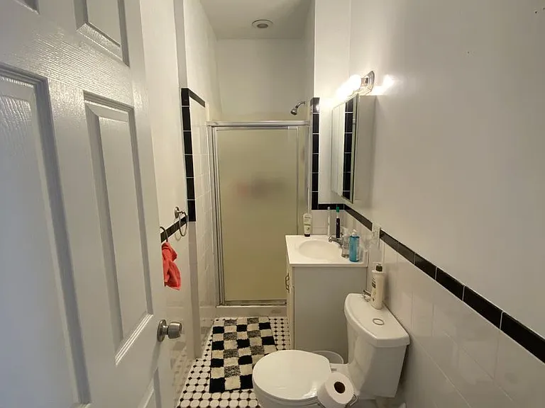 45 Orkney Rd #1 — Photo 6