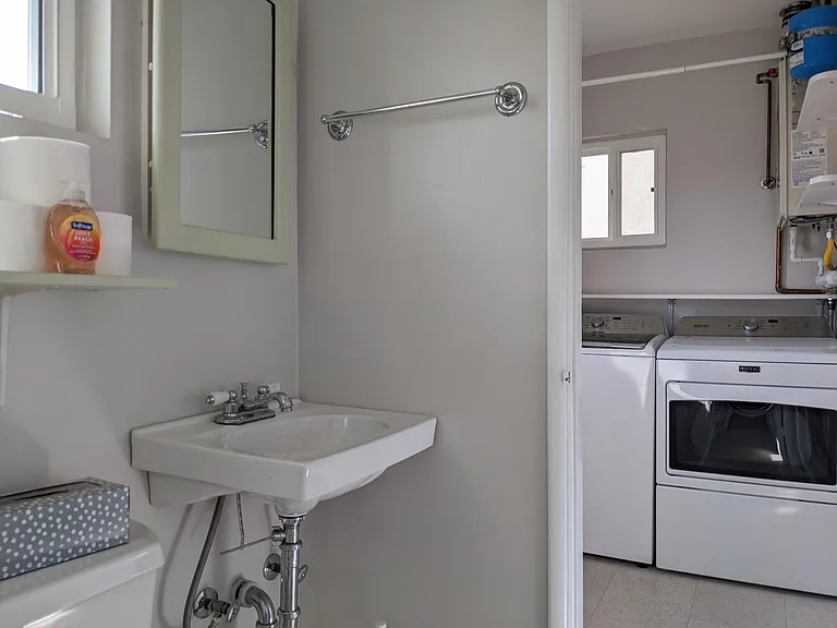 4135 Hill St — Photo 15