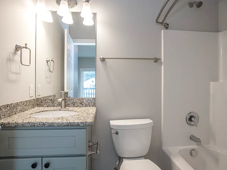 630 N Trafton St — Photo 14