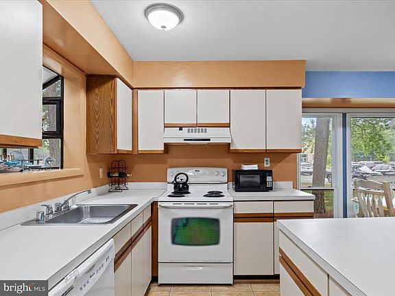 5th image of 39346 Racquet Ln #8502