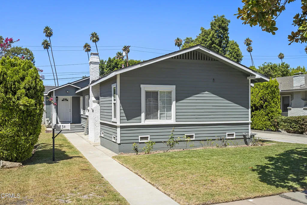 3 bed, 2.0 bath, 1200 sqft, $4,500 — Photo 2