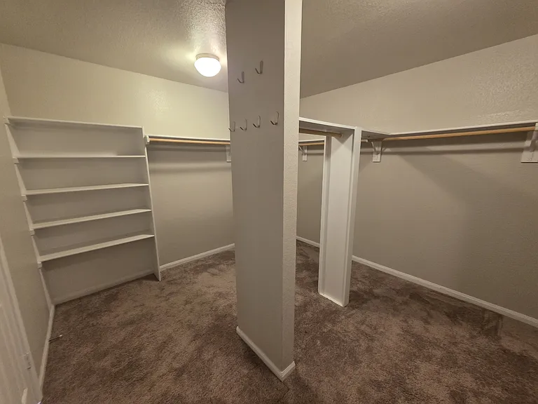 423 Wrought Iron Dr — Photo 6