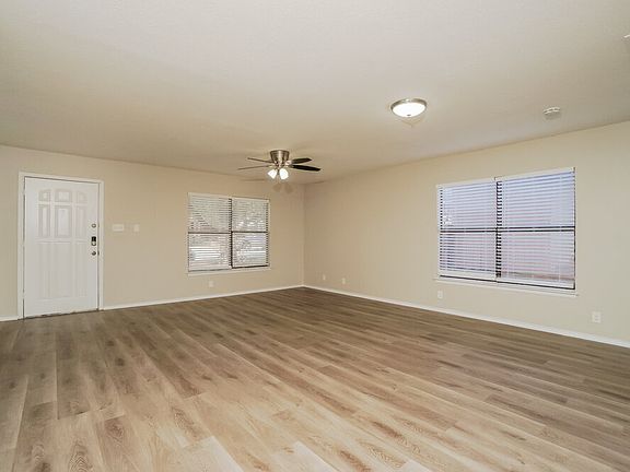 5th image of 4122 Sunrise Cove Dr