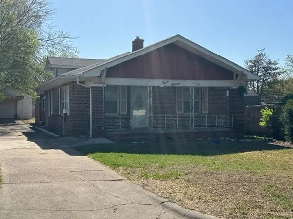 811 S 10th St, Ponca City, OK 74601