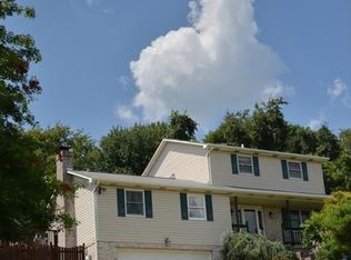 311 Annuity Dr, Washington, PA 15301
