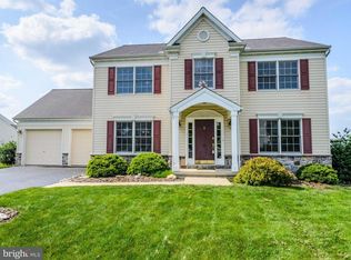 125 Liborio Ln, York, PA 17402