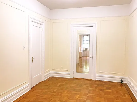 Rented by Rapid Realty Cobble Hill | media 21