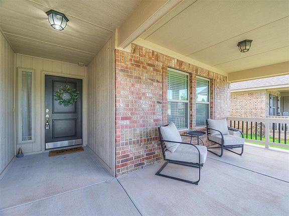 5th image of 2905 Lerkim Ln