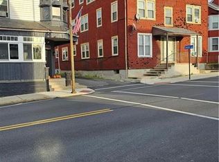 801 Main St, Slatington, PA 18080