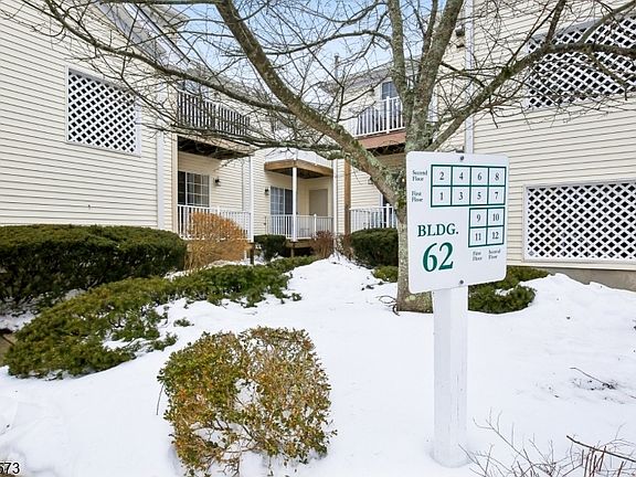 2nd image of 7 Potomac Dr