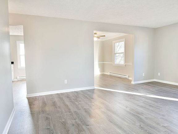 4th image of 7373 West Blvd #6