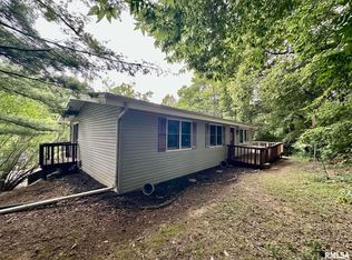 2700 Bloomington Rd, East Peoria, IL 61611