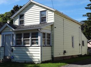 61 Delmar St, Rochester, NY 14606