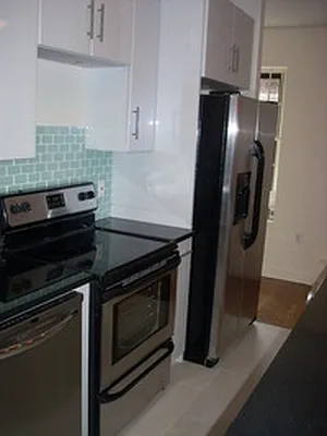 Rented by Aysaac Allen LLC | media 40