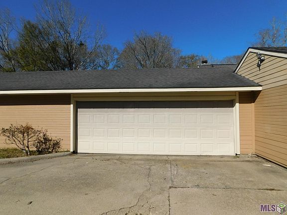 3rd image of 1820 Carolyn Sue Dr APT J