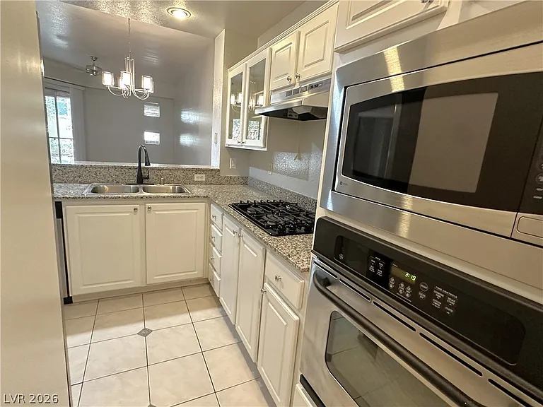 59 E Agate Ave #204 — Photo 9