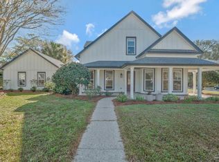 2820 Semoran Dr, Pensacola, FL 32503