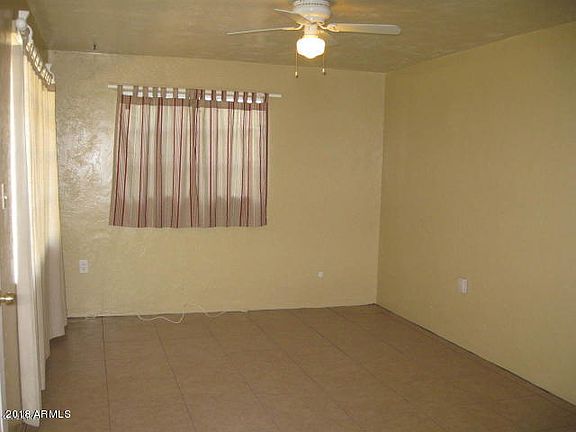 5th image of 5901 W Laurie Ln